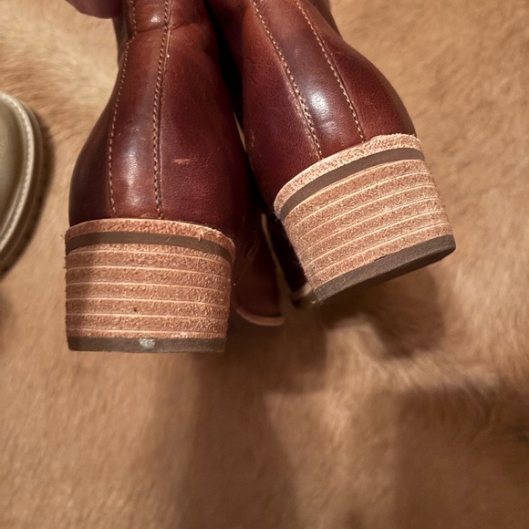 Quality leather boots size 7! Brand is kork ease - Picture 6 of 6